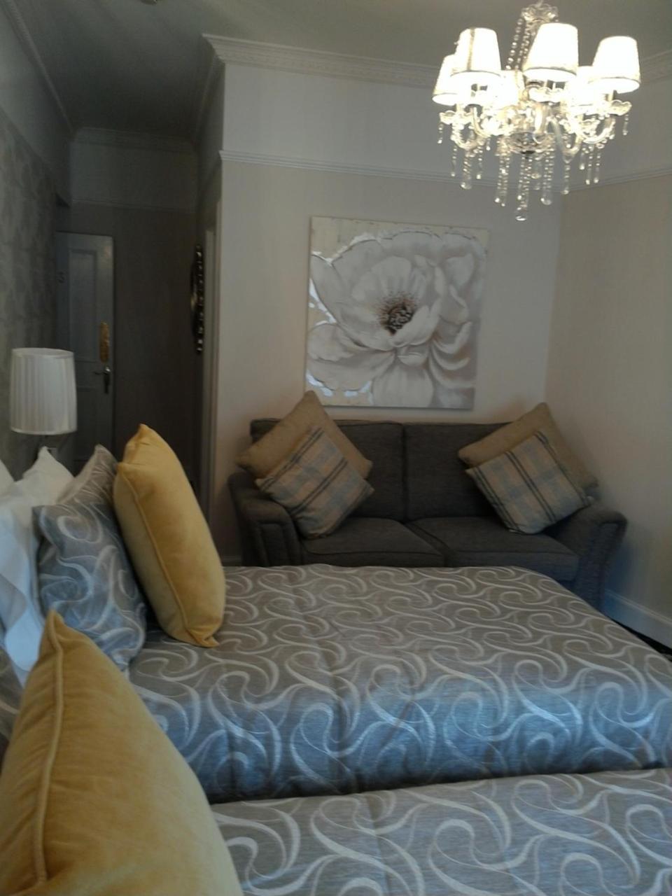 Aaran Lodge Guest House EDI Buitenkant foto