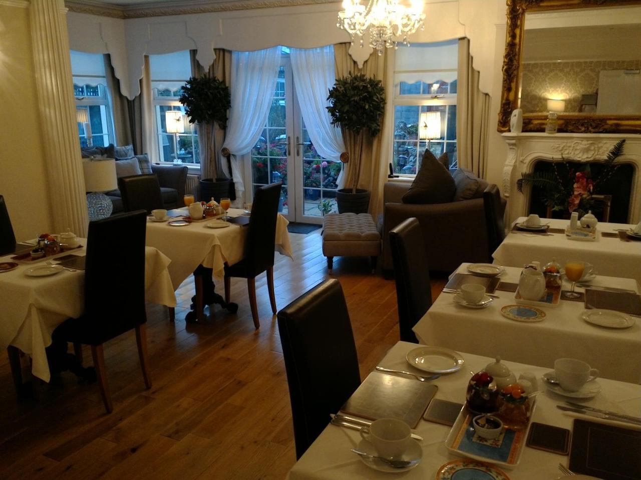 Aaran Lodge Guest House EDI Buitenkant foto