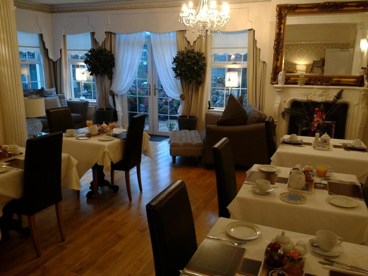 Aaran Lodge Guest House EDI Buitenkant foto